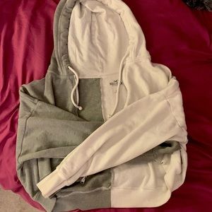 Hollister grey and white cropped sweatshirt/jacket
